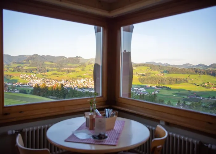 Restaurant Und Kaeserei Berghof Ganterschwil