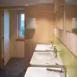 Restaurant Und Kaeserei Berghof Hotel *