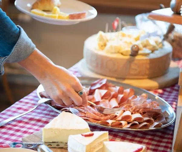 Restaurant Und Kaeserei Berghof *